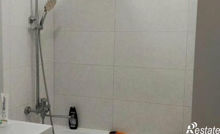 4-комн квартира Широтная улица, 83,  д. 83