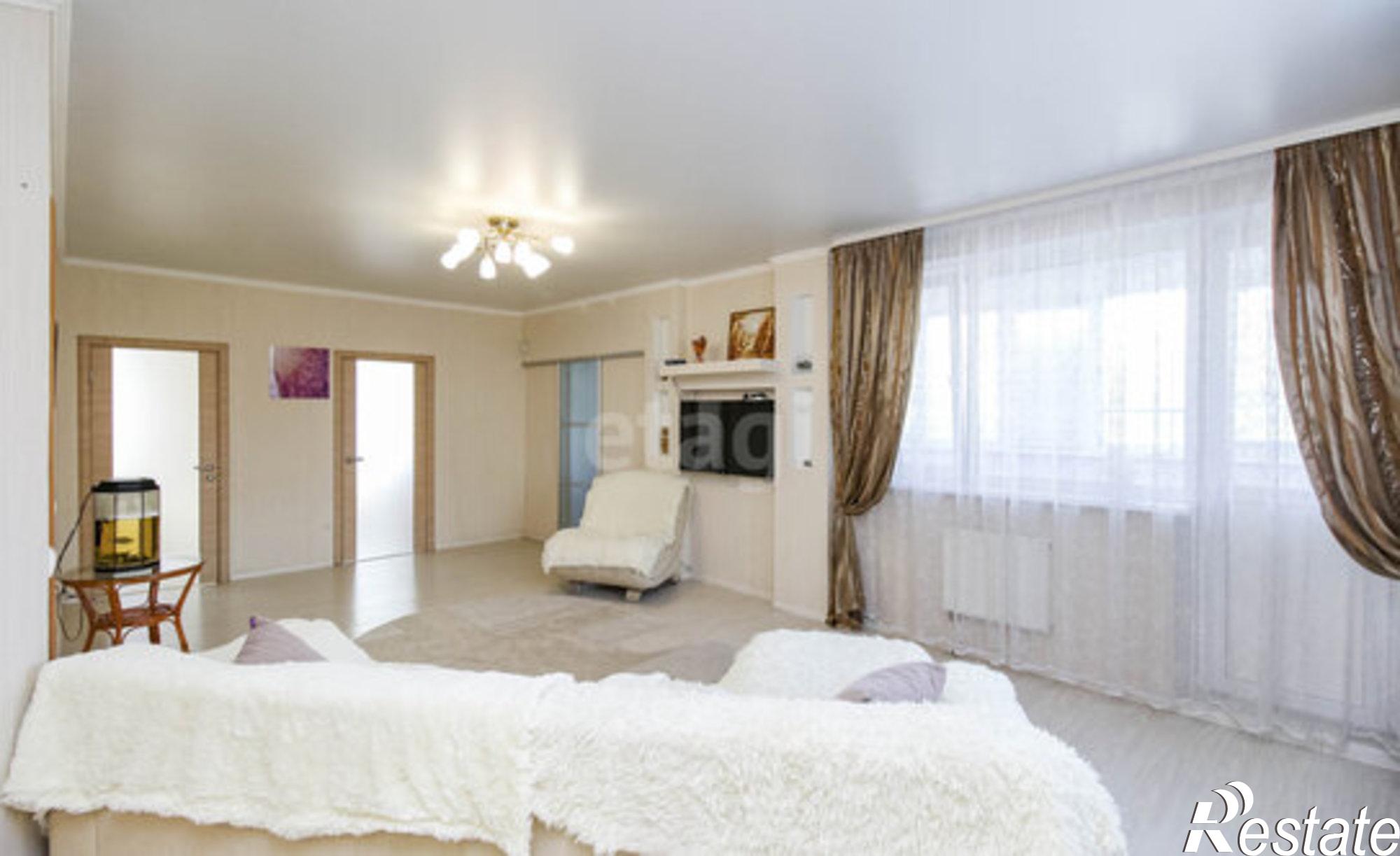 Купить квартиру за 9 990 000 рублей на ул Академика Сахарова, 36