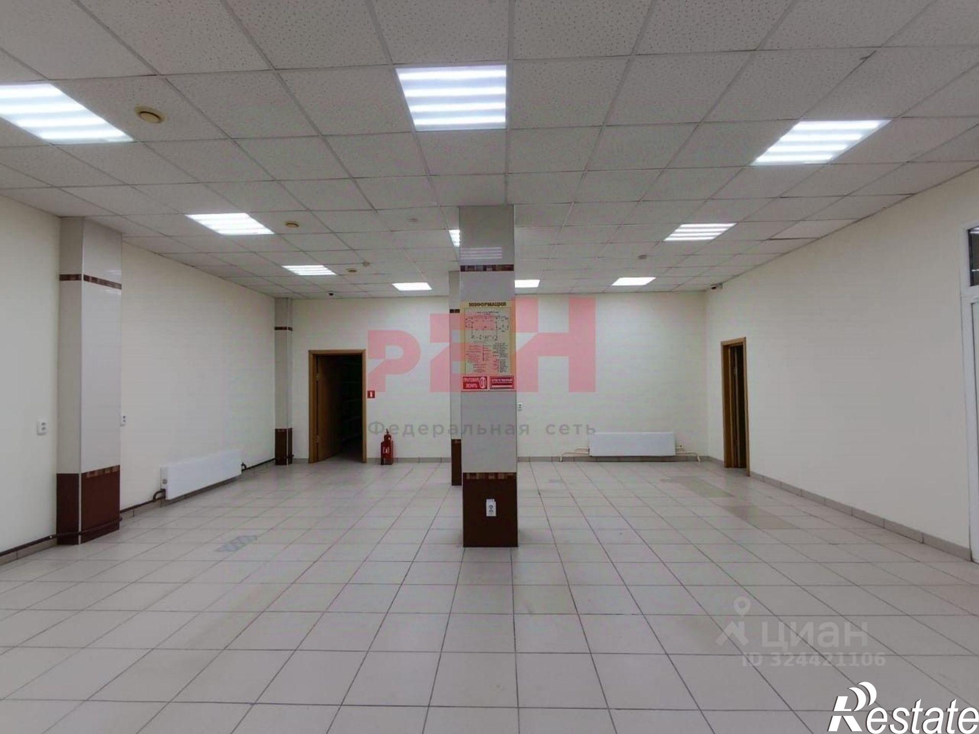 Сдать торговое помещение за 99 251 рублей на ул 50 лет ВЛКСМ, 15/1