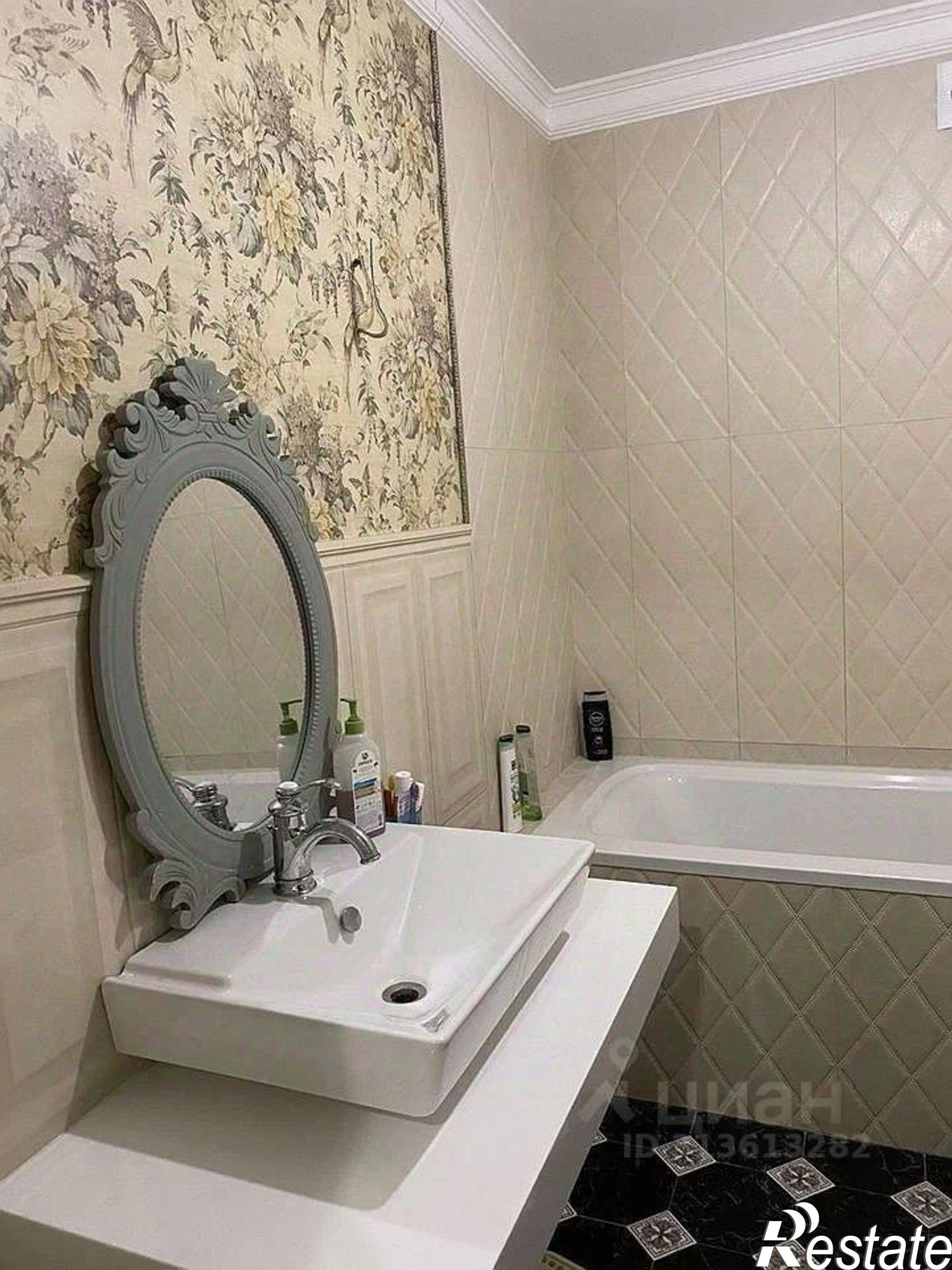 Купить квартиру за 12 000 000 рублей на Институтская улица, 2А