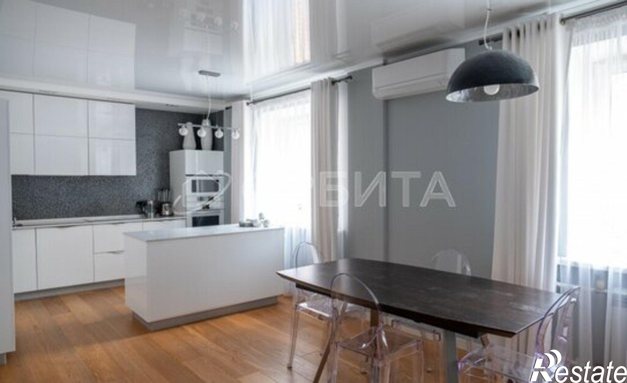 Купить квартиру за 10 200 000 рублей на ул Депутатская, 112