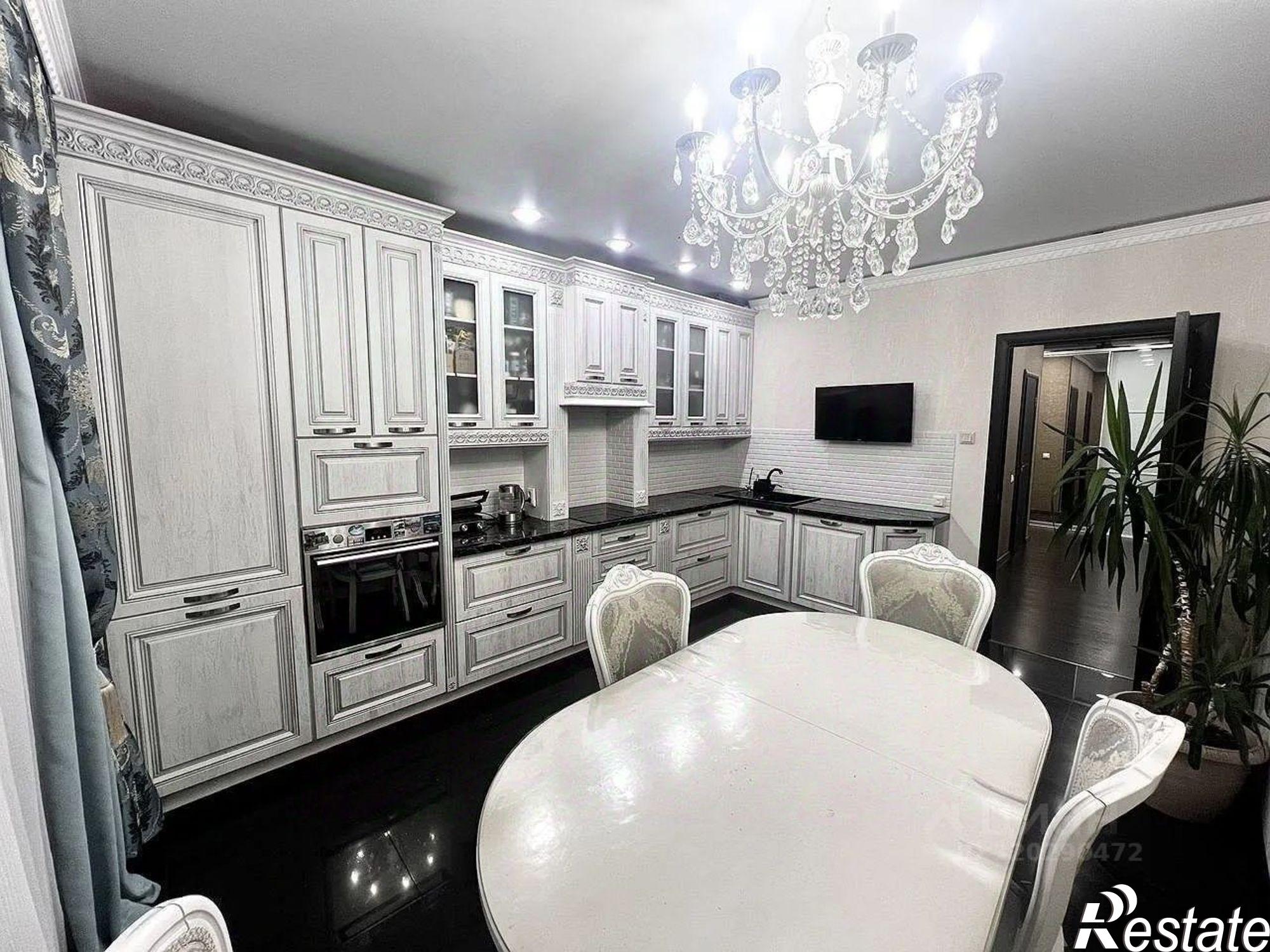 Купить квартиру за 11 100 000 рублей на улица Льва Толстого, 64