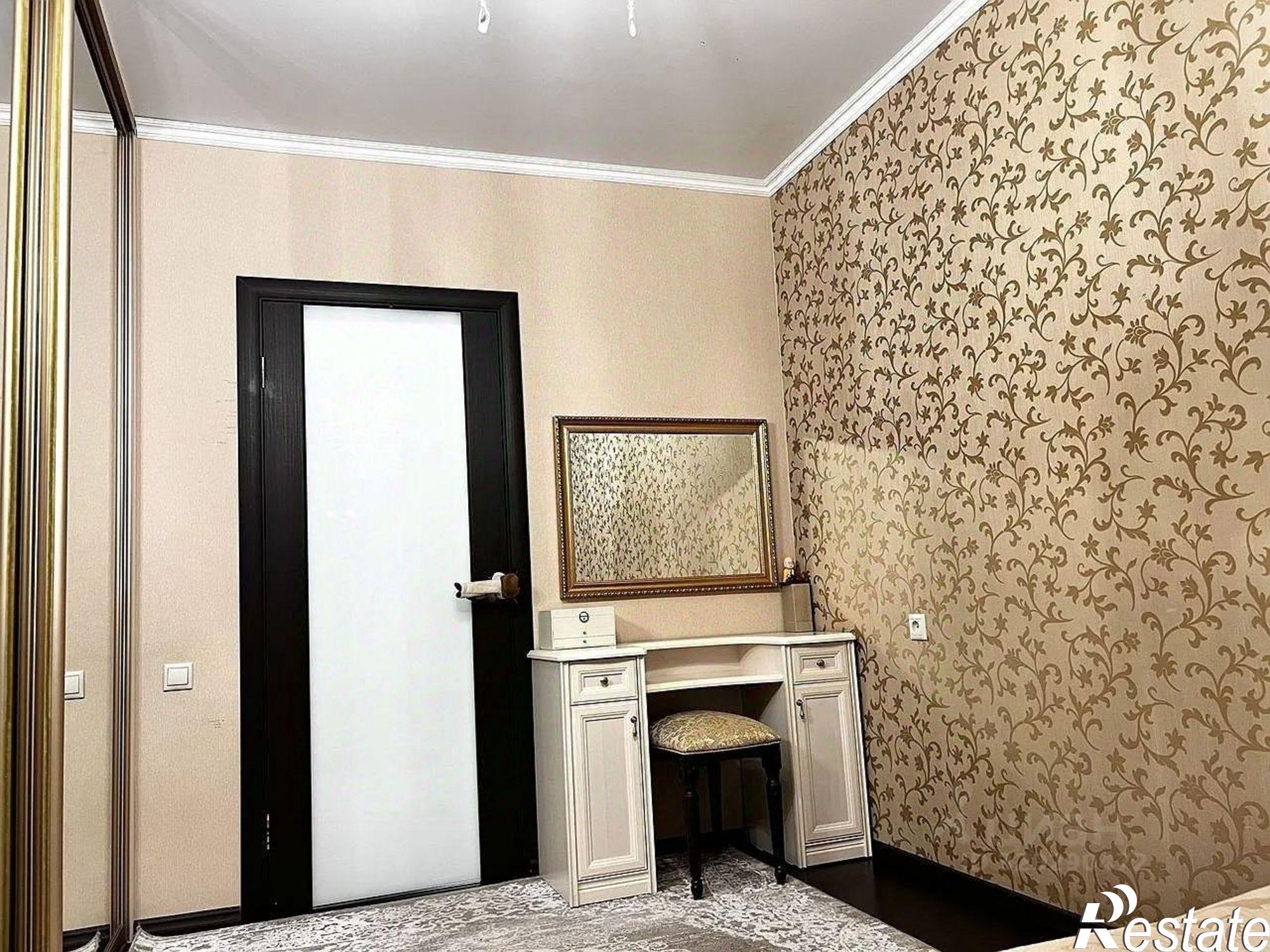 Купить квартиру за 11 100 000 рублей на улица Льва Толстого, 64