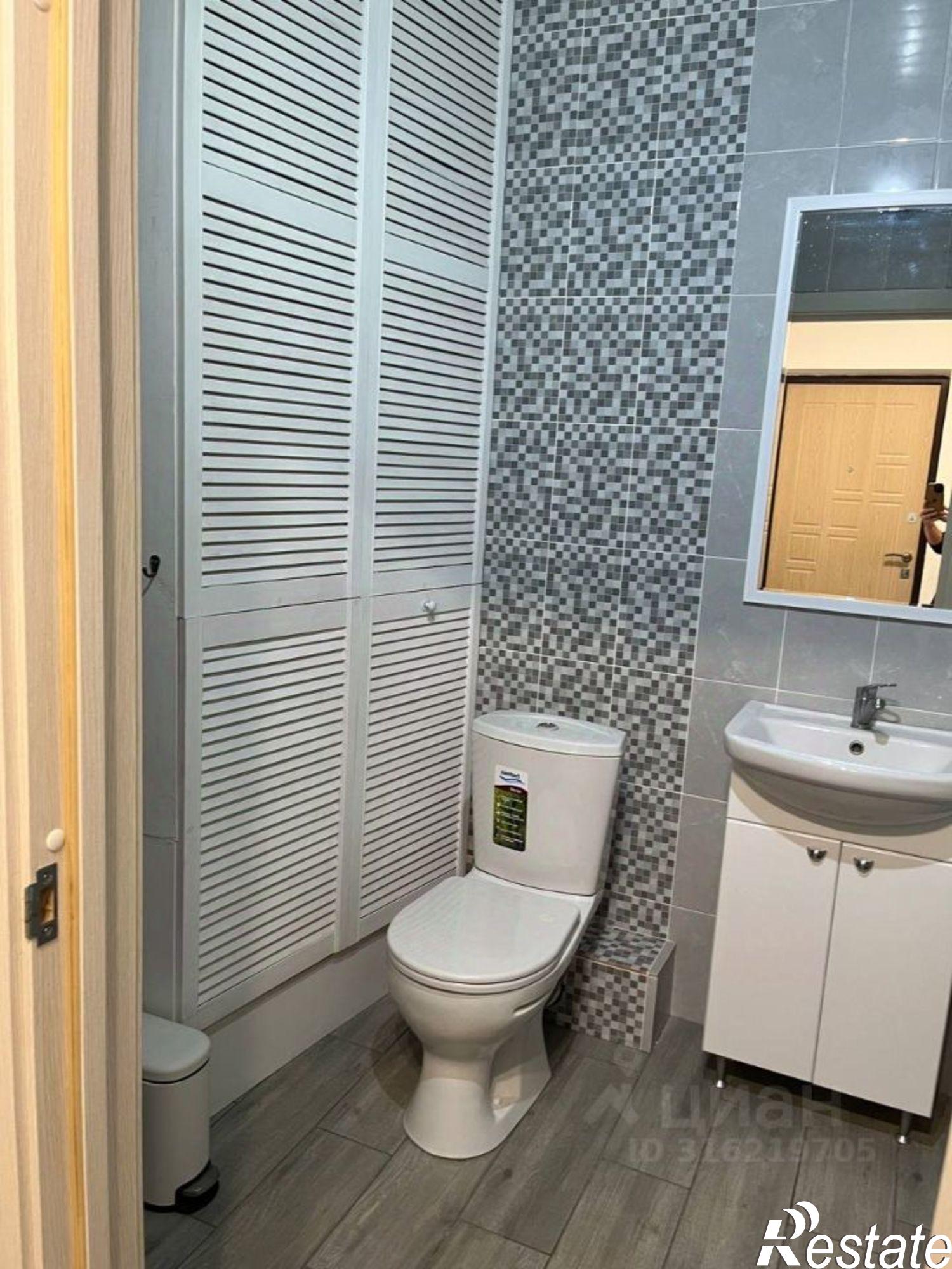 Купить квартиру за 8 000 000 рублей на ул Республики, 204 11