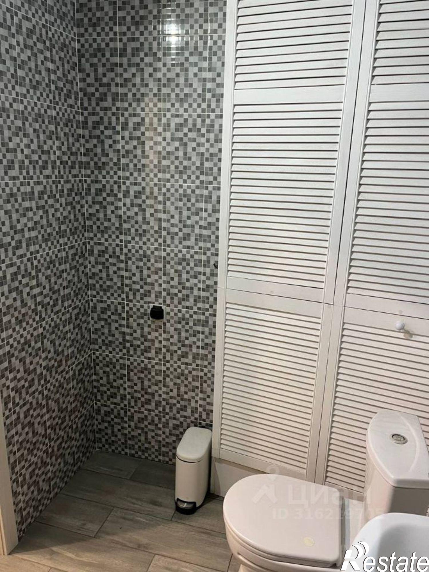 Купить квартиру за 8 000 000 рублей на ул Республики, 204 11