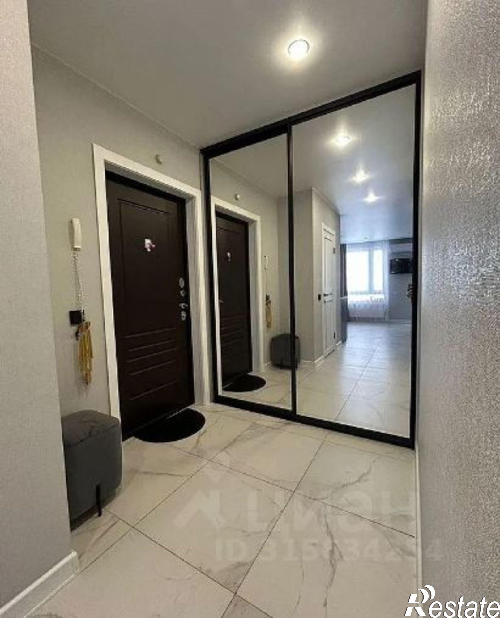 Купить квартиру за 10 500 000 рублей на ул Обдорская, 1