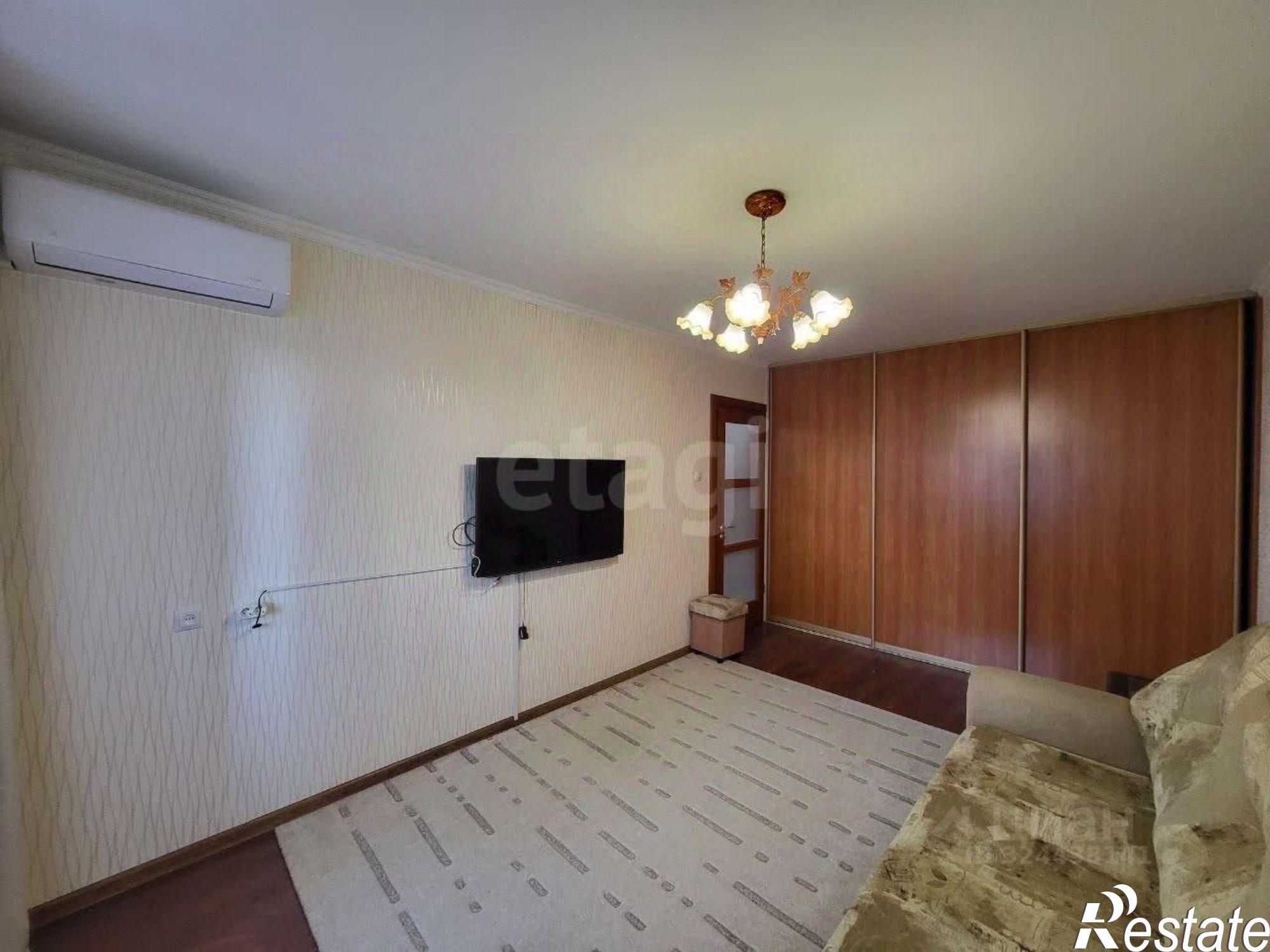 Сдать квартиру за 25 000 рублей на ул Александра Логунова, 3