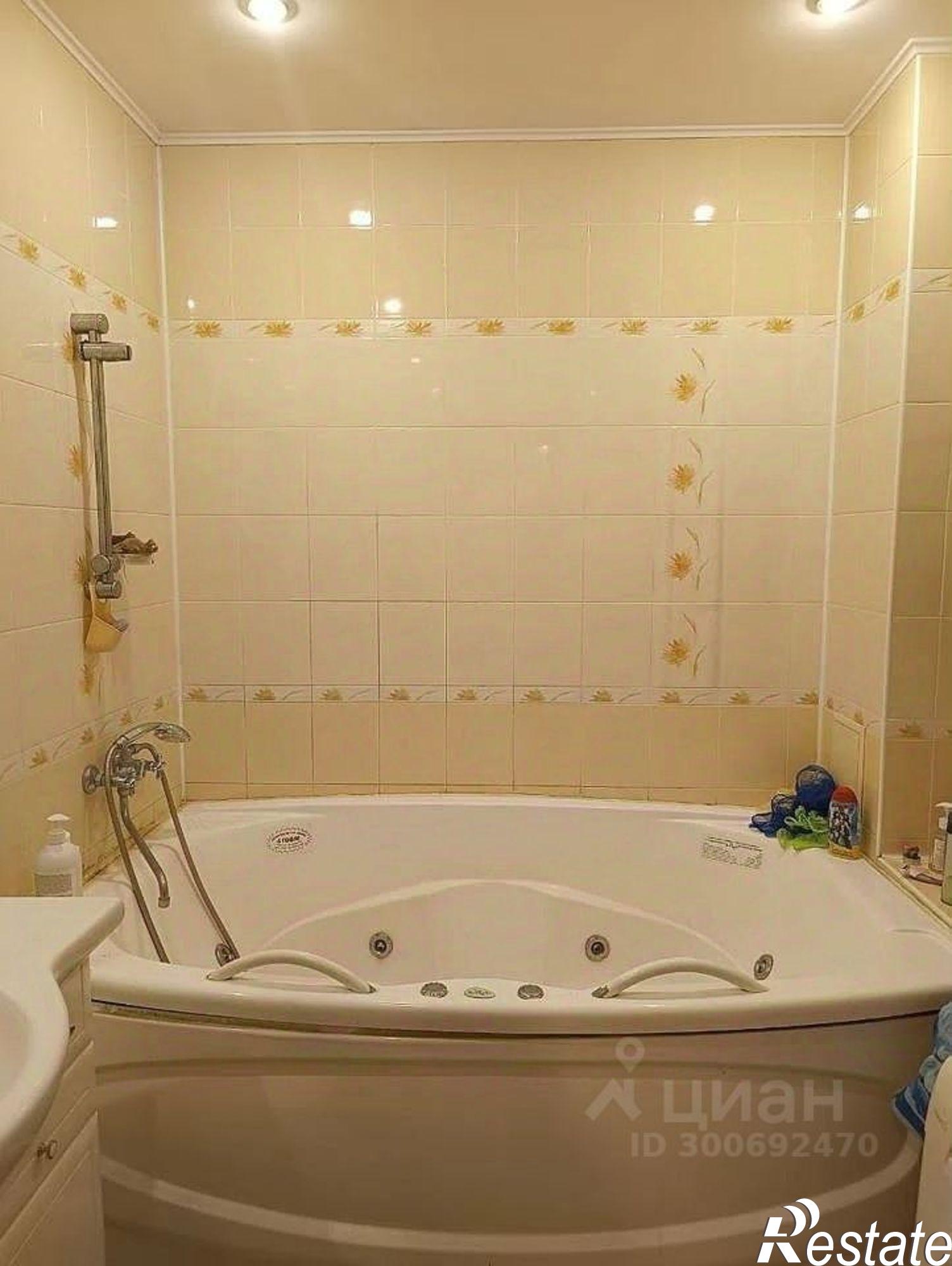 Купить квартиру за 8 413 000 рублей на ул Широтная, 129 4