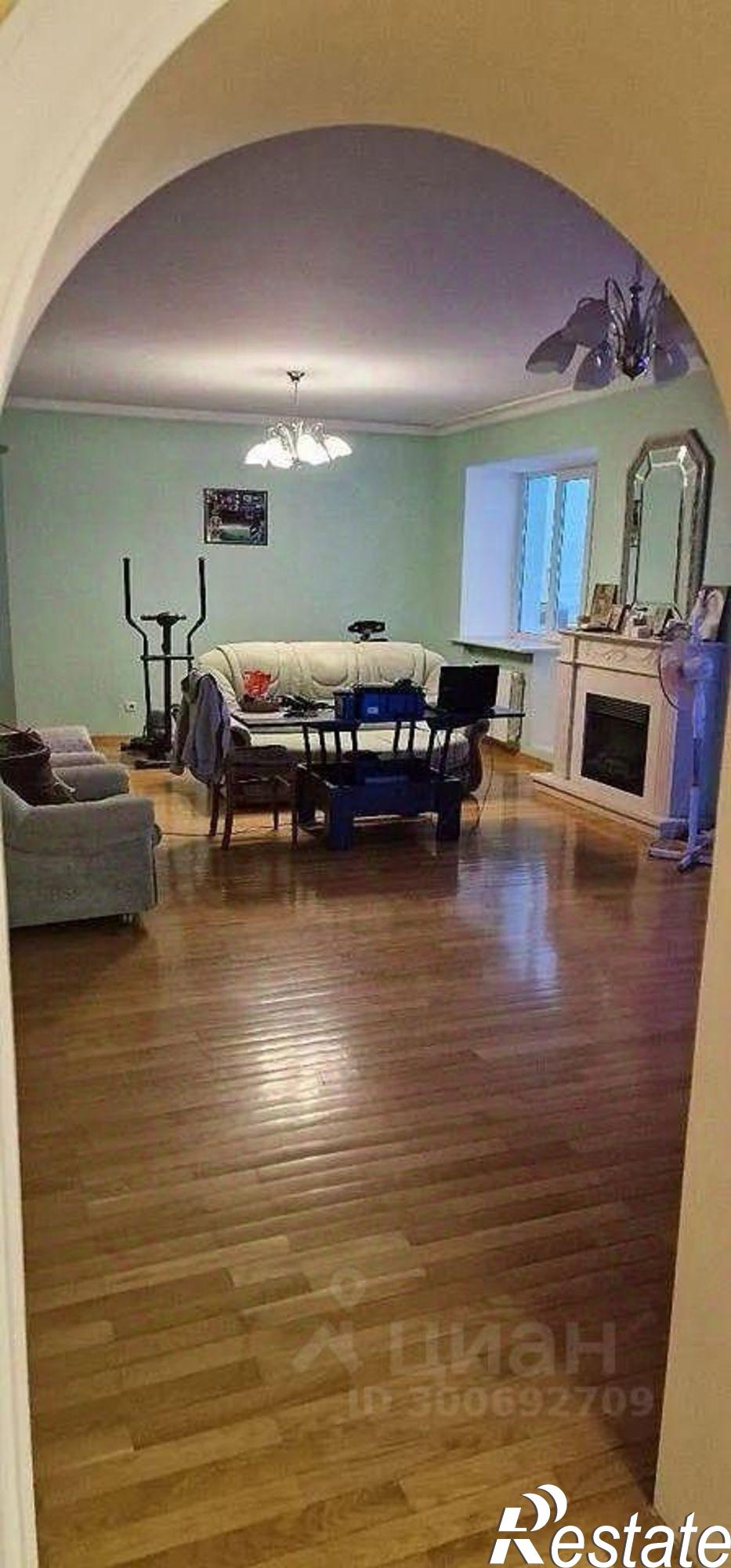 Купить квартиру за 19 000 000 рублей на ул Грибоедова, 13