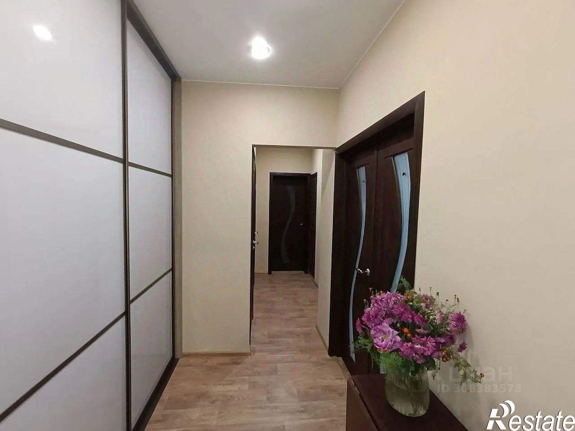 Купить квартиру за 6 300 000 рублей на улица Муравленко, 9