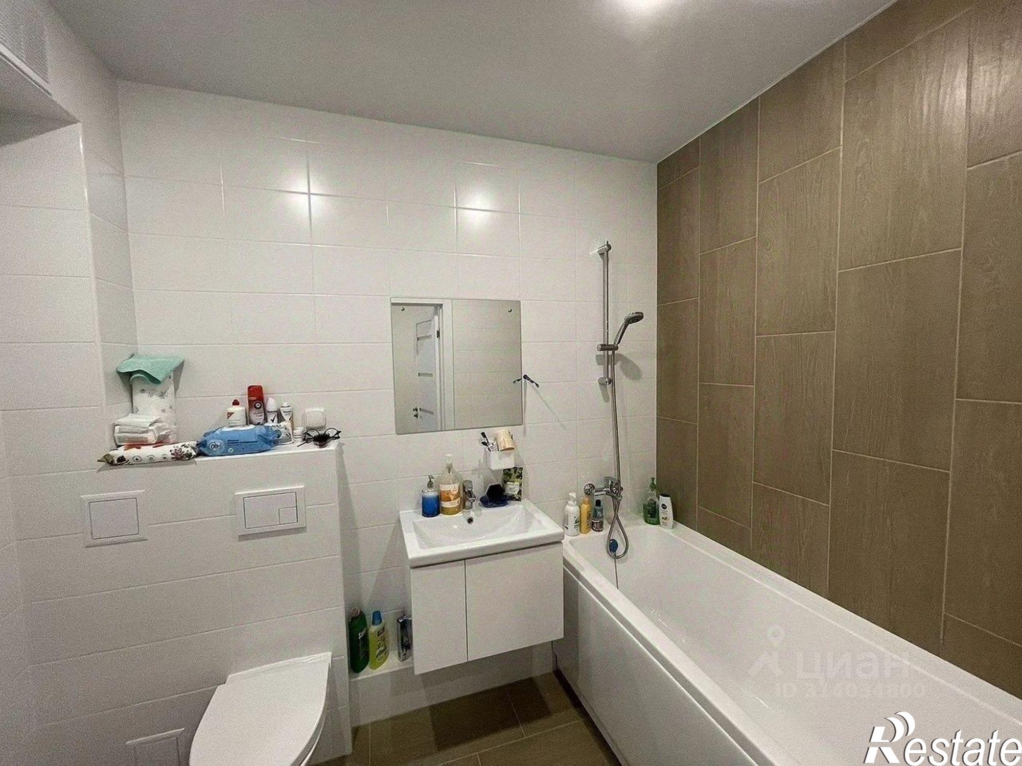 Купить квартиру за 6 800 000 рублей на Харьковская улица, 74