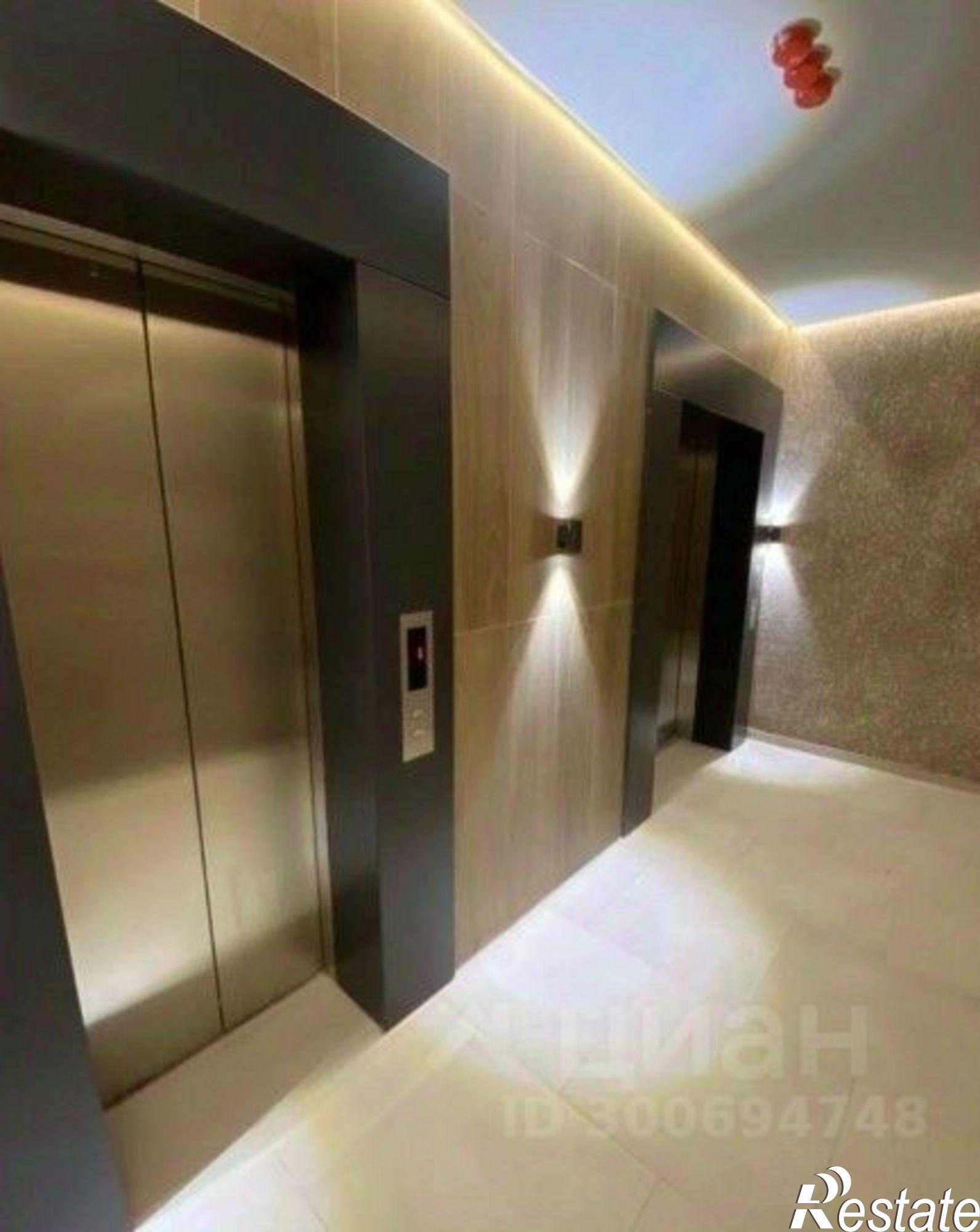 Купить квартиру за 15 800 000 рублей на улица 50 лет Октября, 4