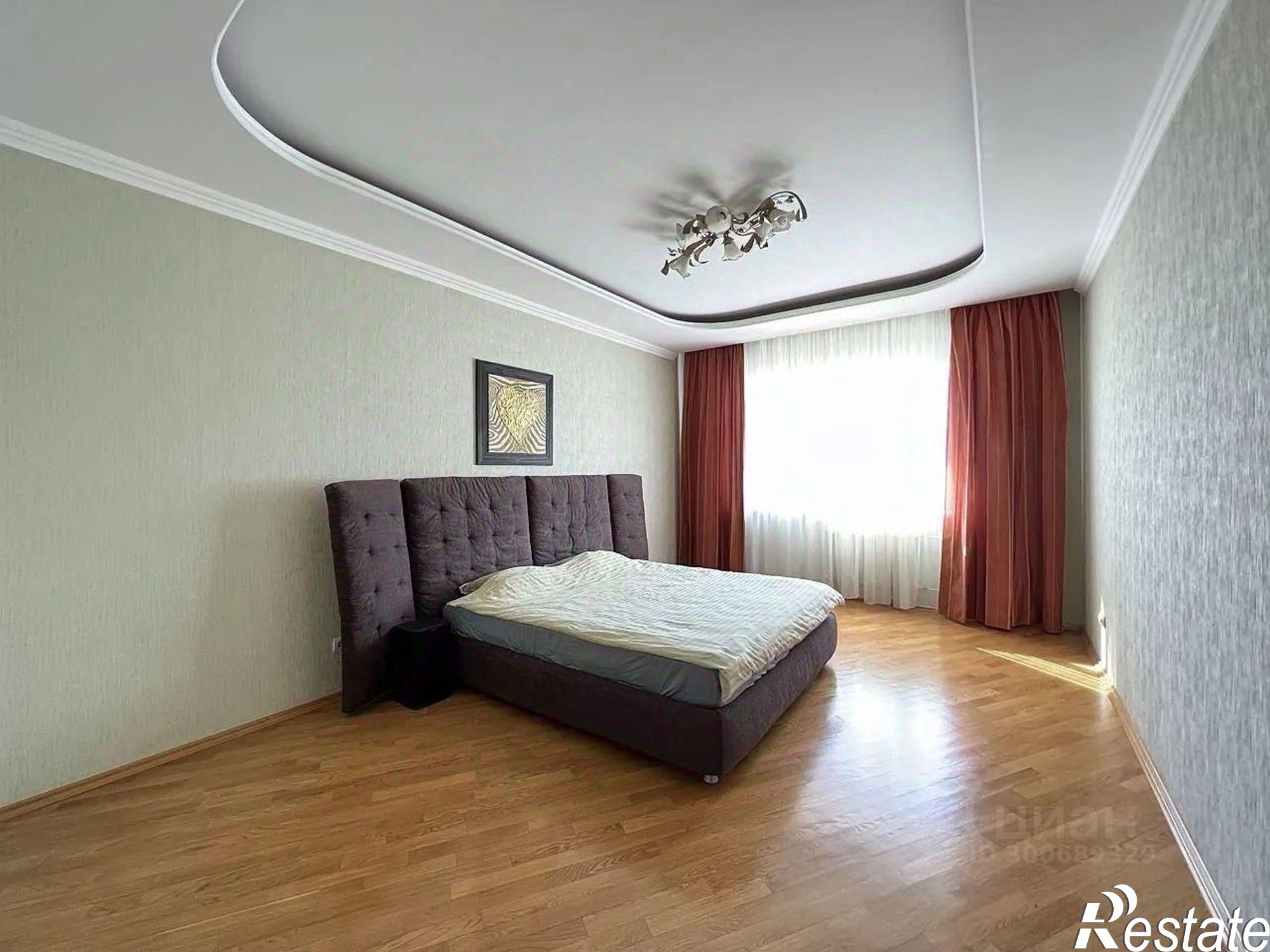 Купить квартиру за 14 600 000 рублей на ул Комсомольская, 8