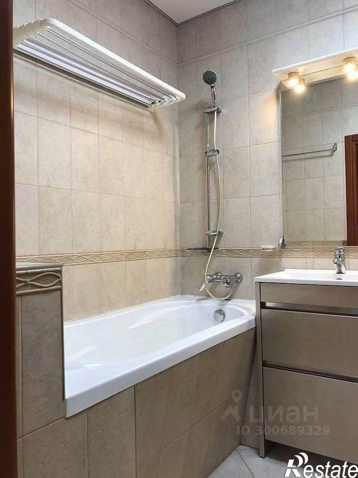 Купить квартиру за 14 600 000 рублей на ул Комсомольская, 8