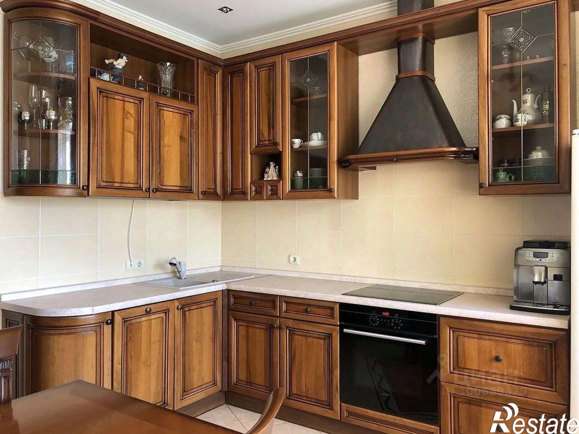 Купить квартиру за 14 600 000 рублей на ул Комсомольская, 8