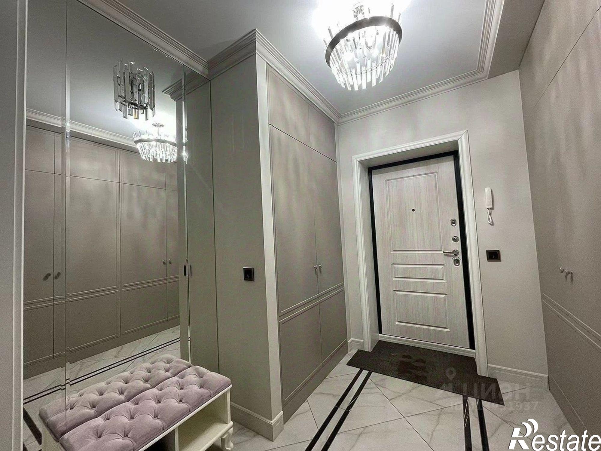 Купить квартиру за 18 500 000 рублей на ул Николая Семенова, 19 1