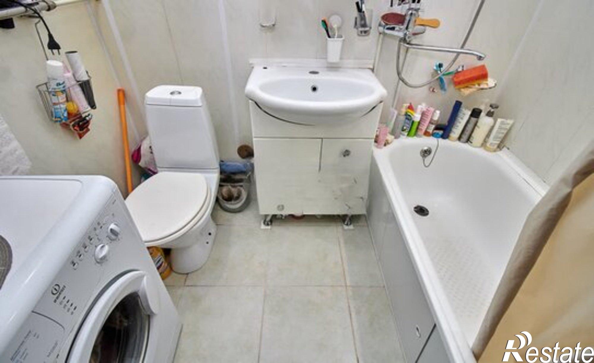 Купить квартиру за 5 000 000 рублей на улица Республики, 158