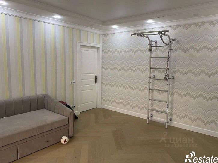 2-комн квартира Институтская улица, 2А,  д. 2А