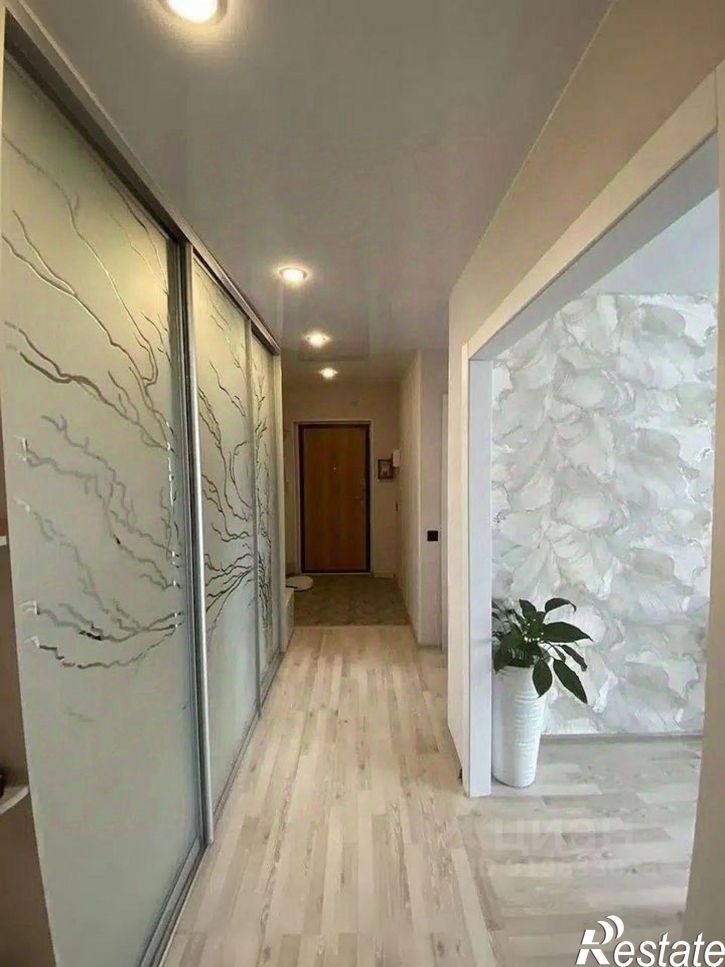 2-комн квартира Ямбургский проезд, 3,  д. 3