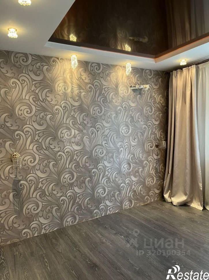 3-комн квартира улица Прокопия Артамонова, 15,  д. 15