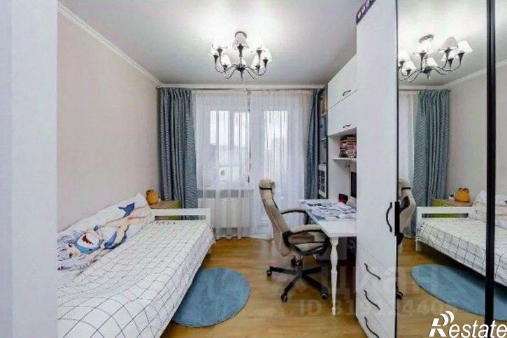 3-комн квартира улица Пермякова, 77,  д. 77