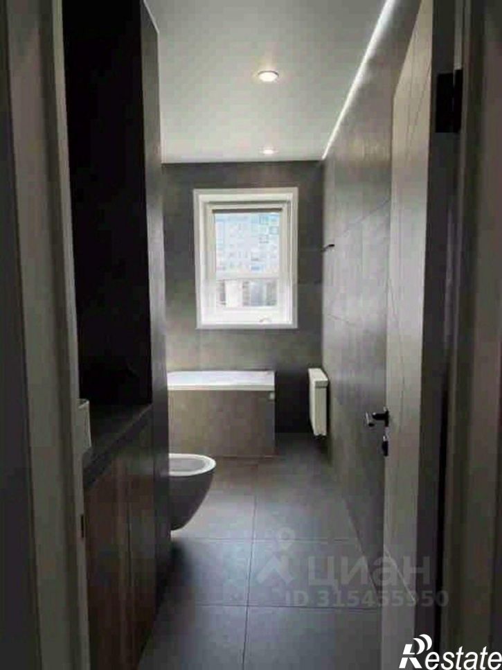 2-комн квартира улица Федюнинского, 64/2,  д. 64/2