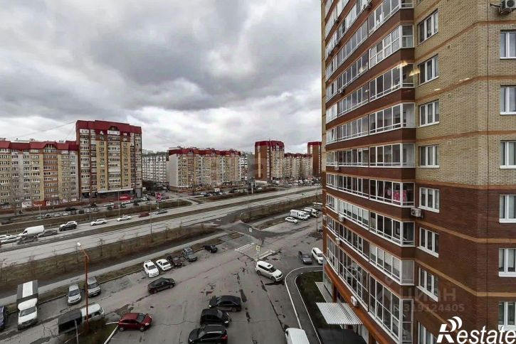 3-комн квартира улица Пермякова, 77,  д. 77