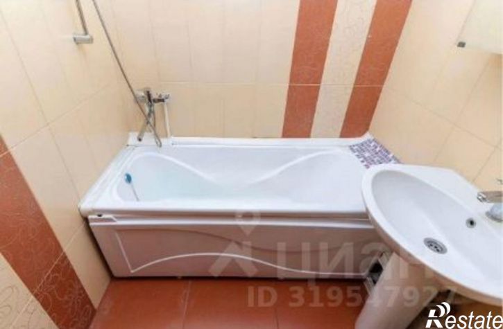 2-комн квартира улица Мельникайте, 135,  д. 135