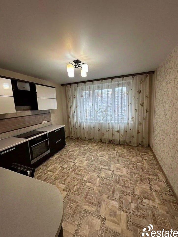 1-комн квартира ул Кремлевская, 110 2,  д. 110 2,  к. 2