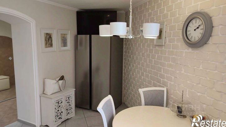 4-комн квартира улица 50 лет Октября, 3,  д. 3