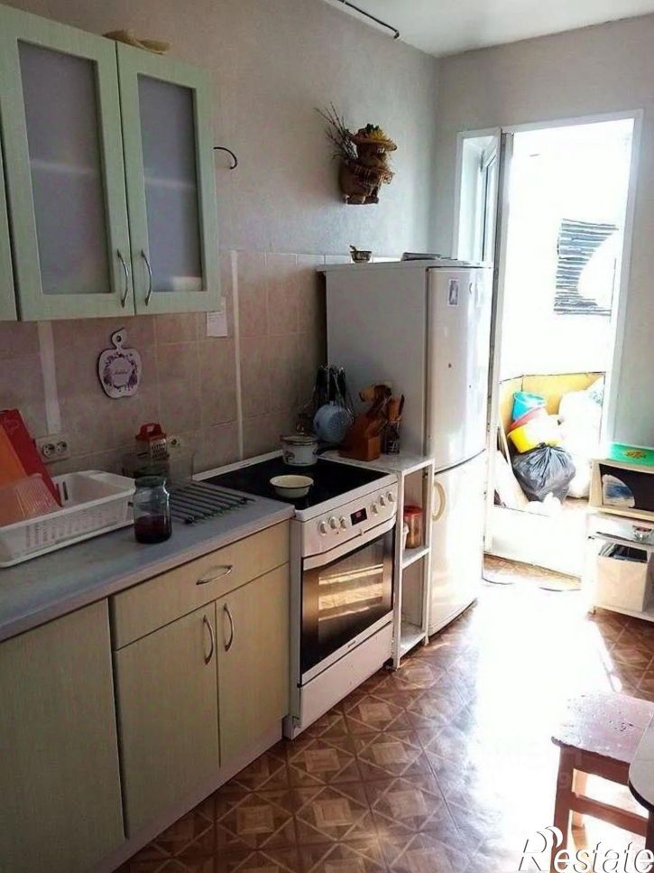 2-комн квартира улица Муравленко, 17,  д. 17