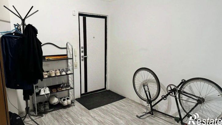 4-комн квартира улица 50 лет Октября, 30,  д. 30