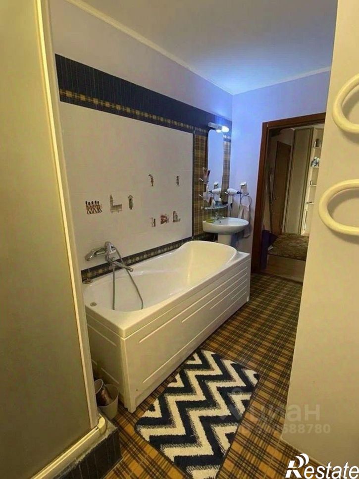 2-комн квартира ул Домостроителей, 4а,  д. 4а