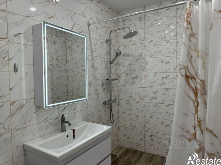 2-комн квартира улица Республики, 204 к11,  д. 204 к11