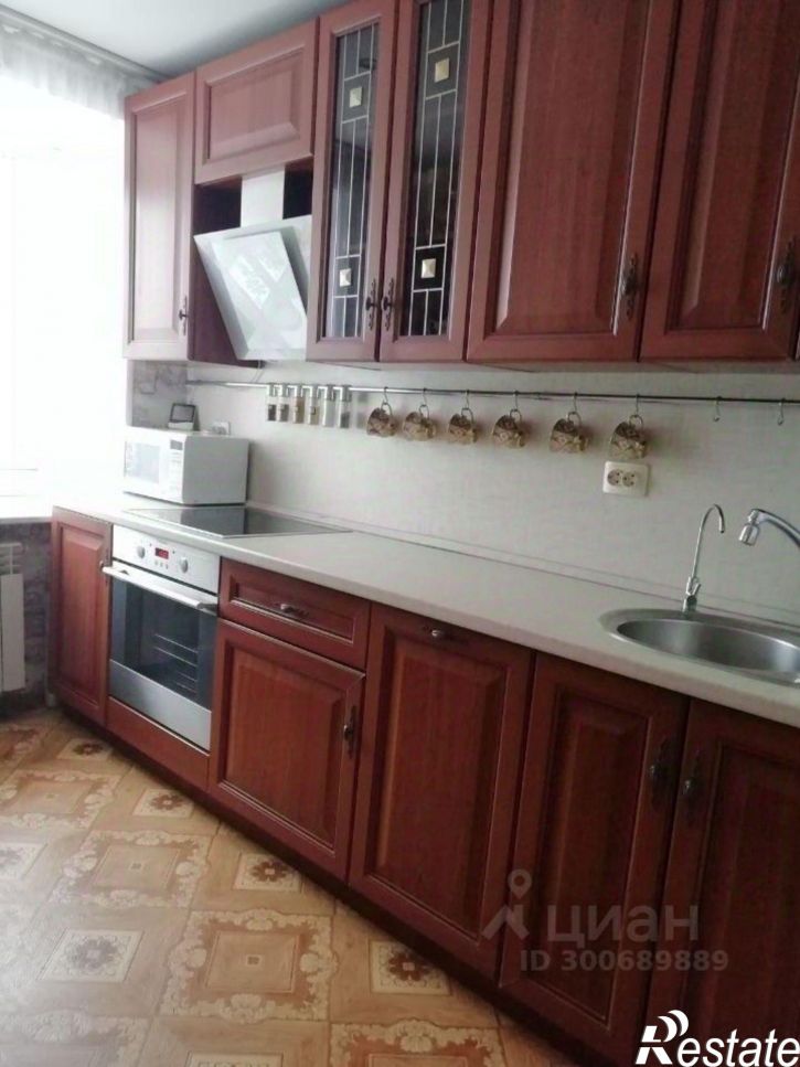 4-комн квартира улица Тимуровцев, 32,  д. 32