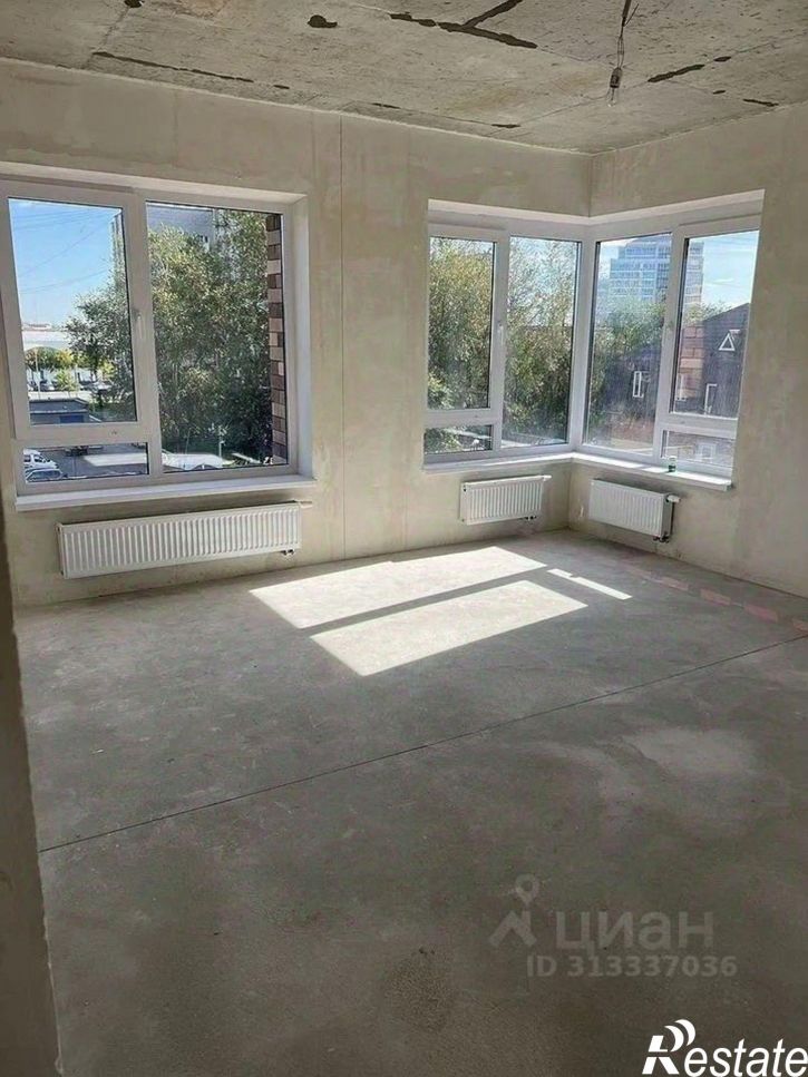 4-комн квартира улица 50 лет Октября, 63Г,  д. 63Г