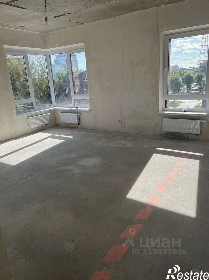 4-комн квартира улица 50 лет Октября, 63Г,  д. 63Г