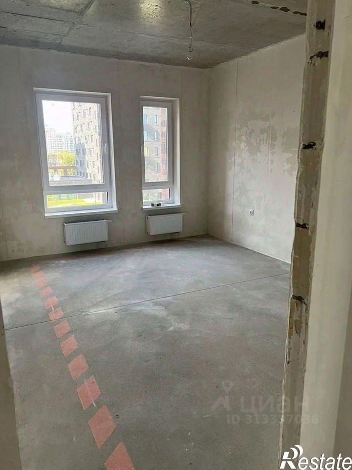 4-комн квартира улица 50 лет Октября, 63Г,  д. 63Г