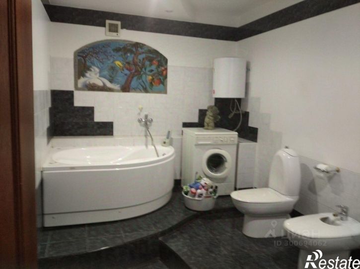 4-комн квартира ул Олимпийская, 8 3,  д. 8 3,  к. 3