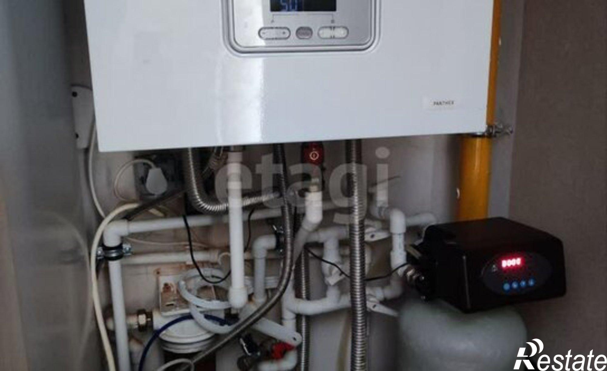 Купить квартиру за 10 500 000 рублей на улица Павла Шарова, 12А