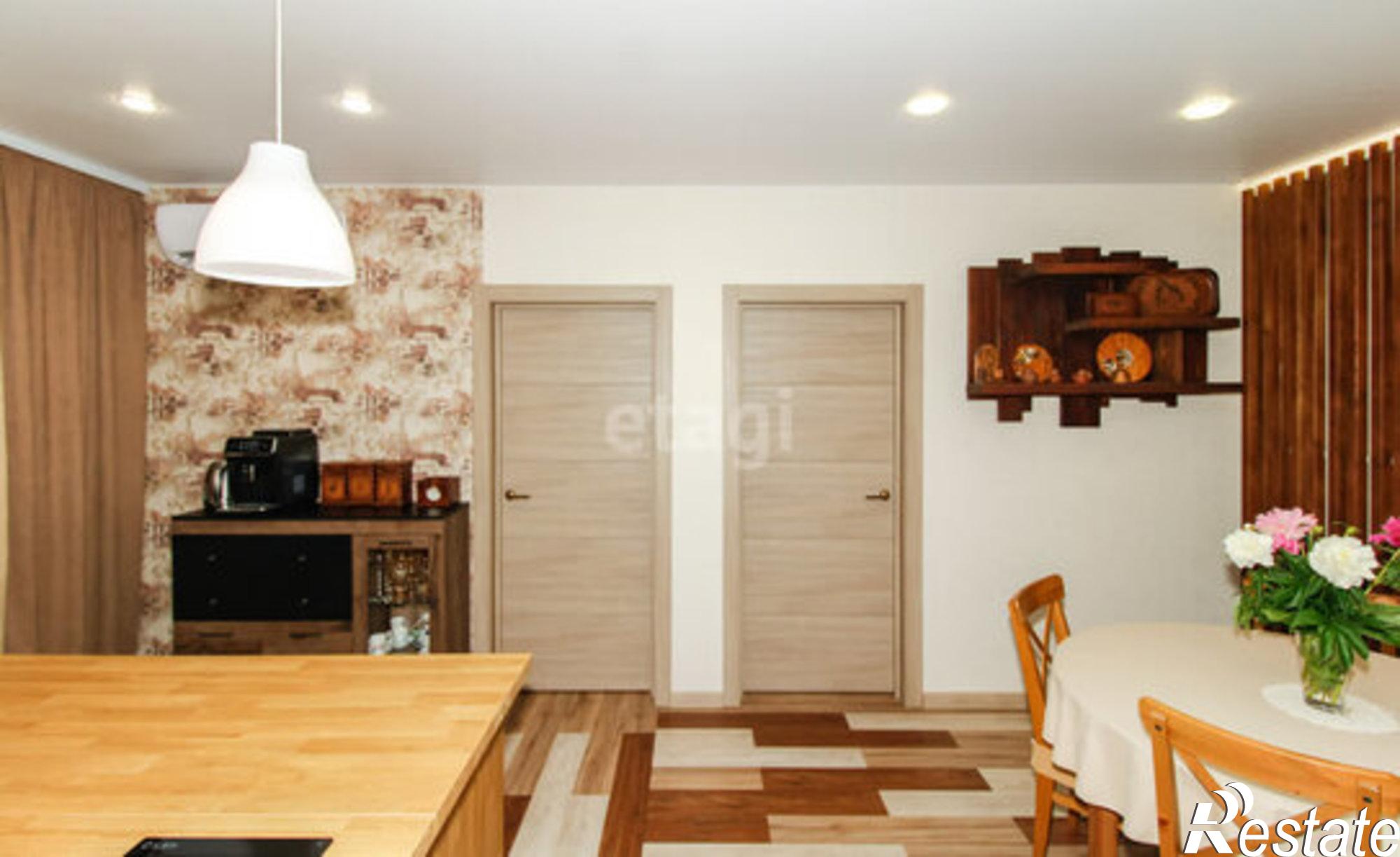 Купить квартиру за 10 500 000 рублей на улица Павла Шарова, 12А