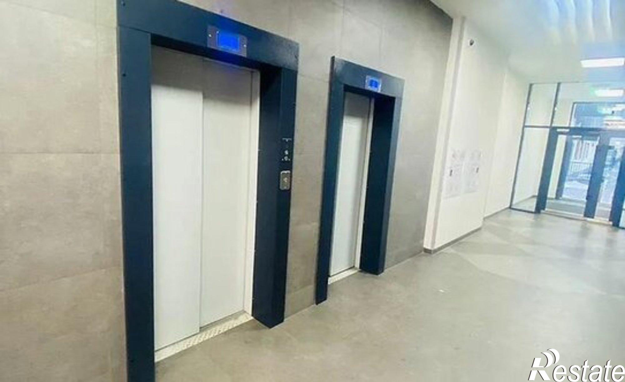 Купить квартиру за 6 100 000 рублей на улица Фармана Салманова, 8