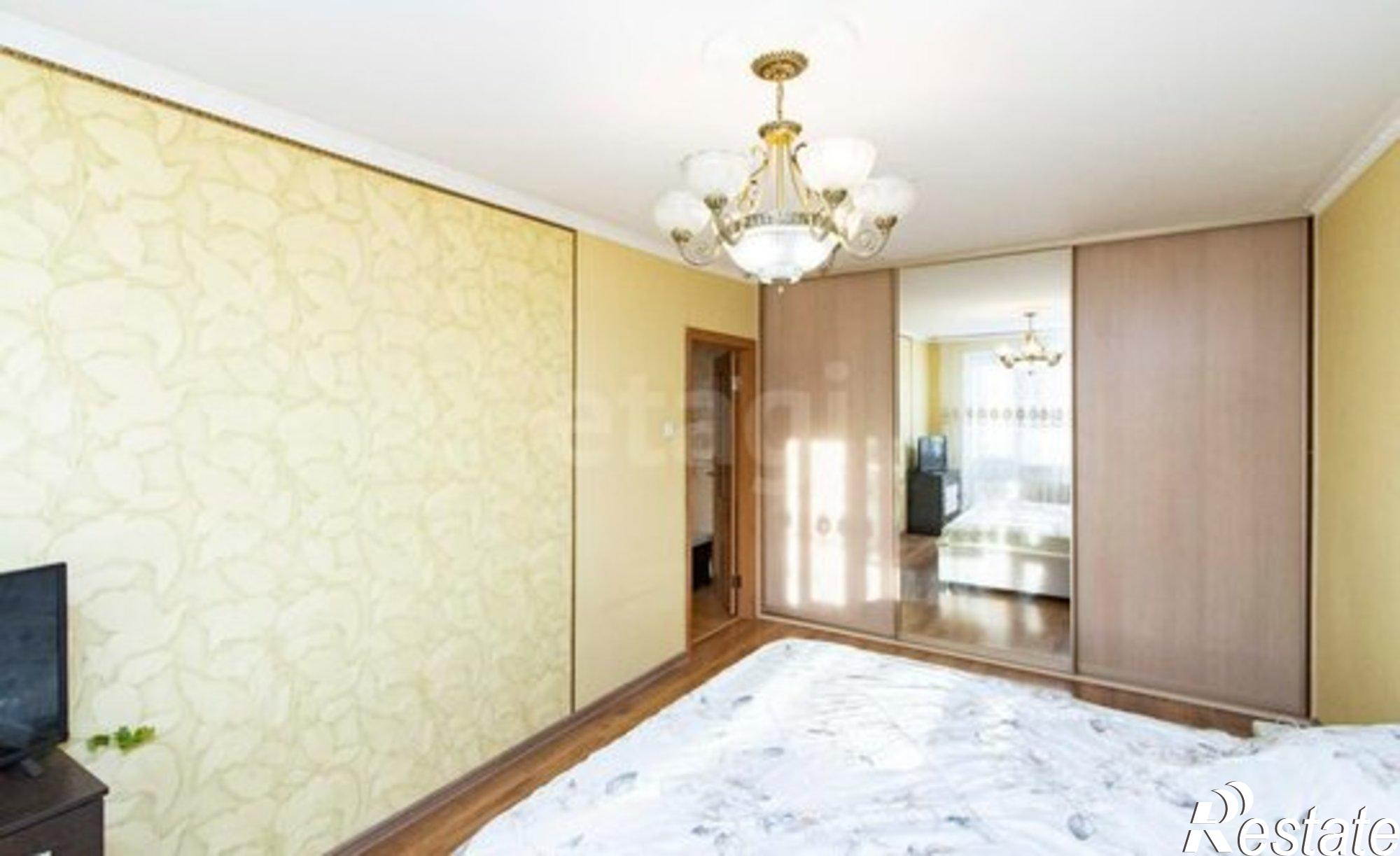 Купить квартиру за 5 800 000 рублей на улица Республики, 219