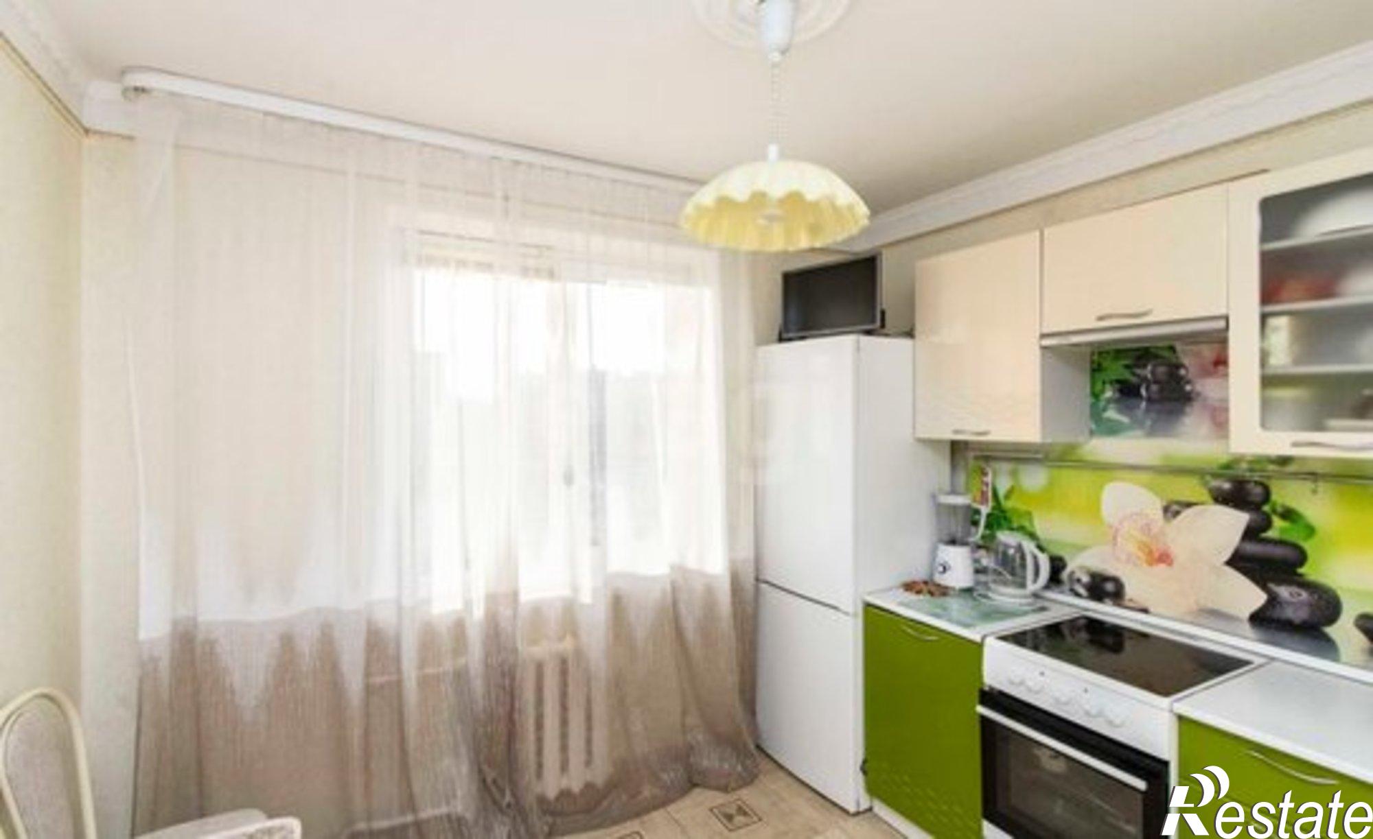 Купить квартиру за 5 800 000 рублей на улица Республики, 219