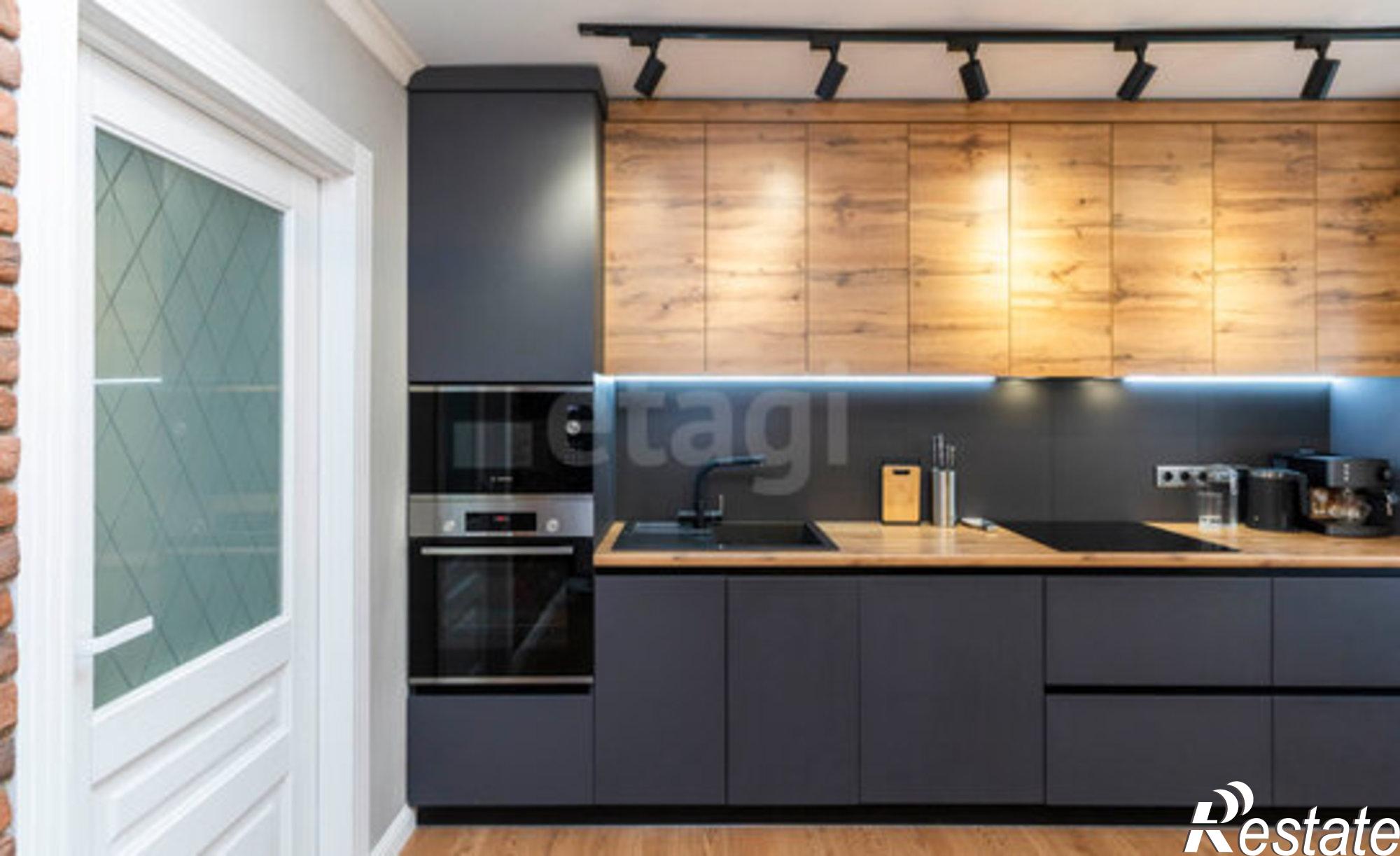 Купить квартиру за 11 000 000 рублей на ул Николая Ростовцева, 24 1