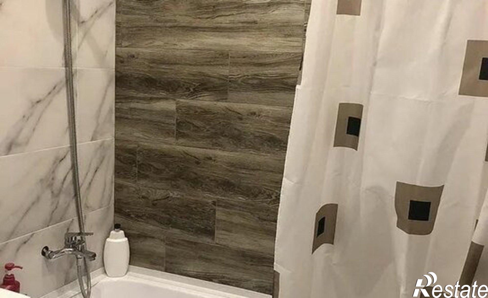 Купить квартиру за 5 700 000 рублей на ул Дружбы, 73 1