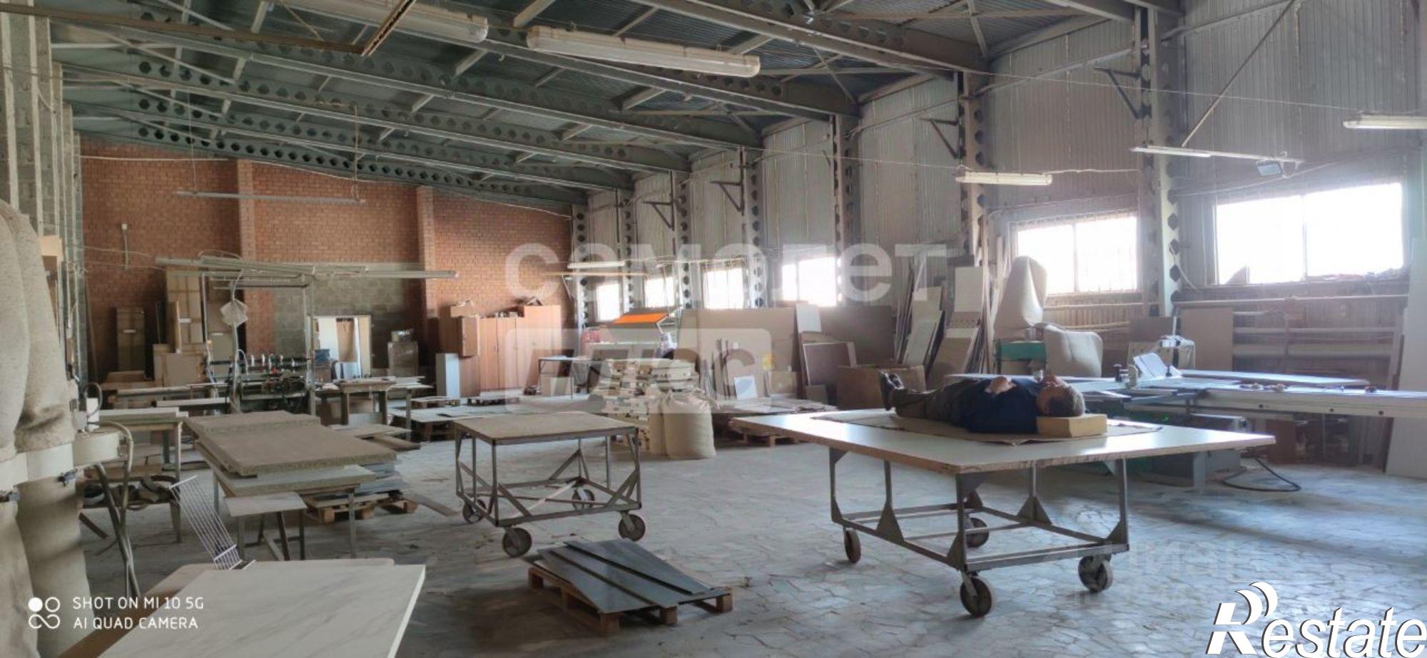 Сдать производственную площадь за 38 250 рублей на ул Авторемонтная, 8