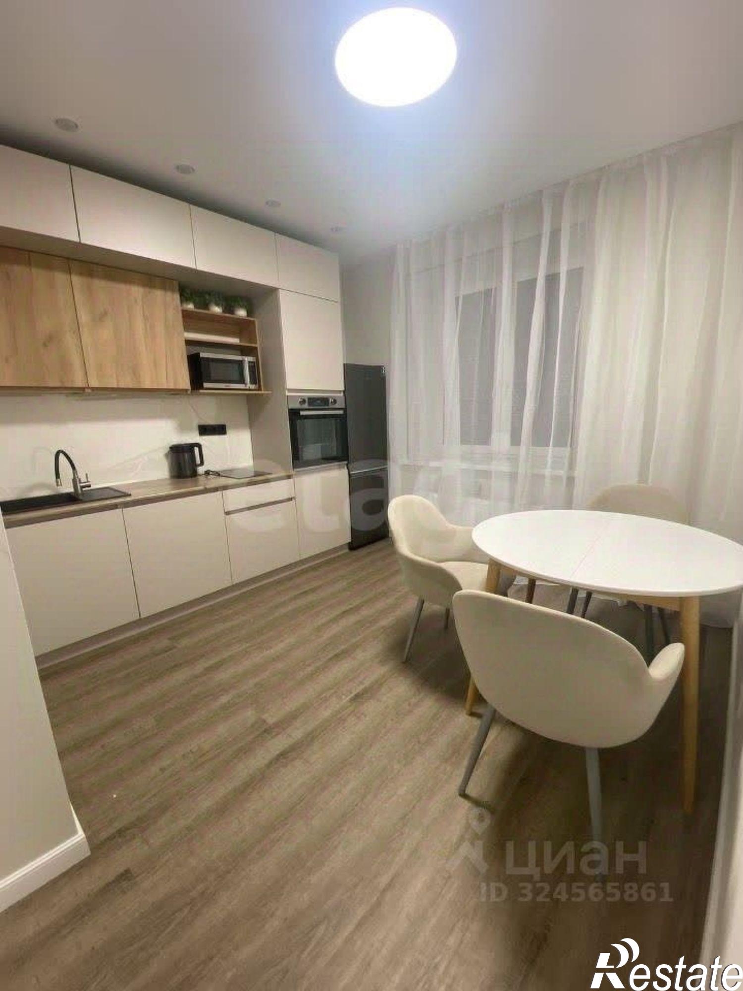 Сдать квартиру за 35 000 рублей на ул Новгородская, 12 1