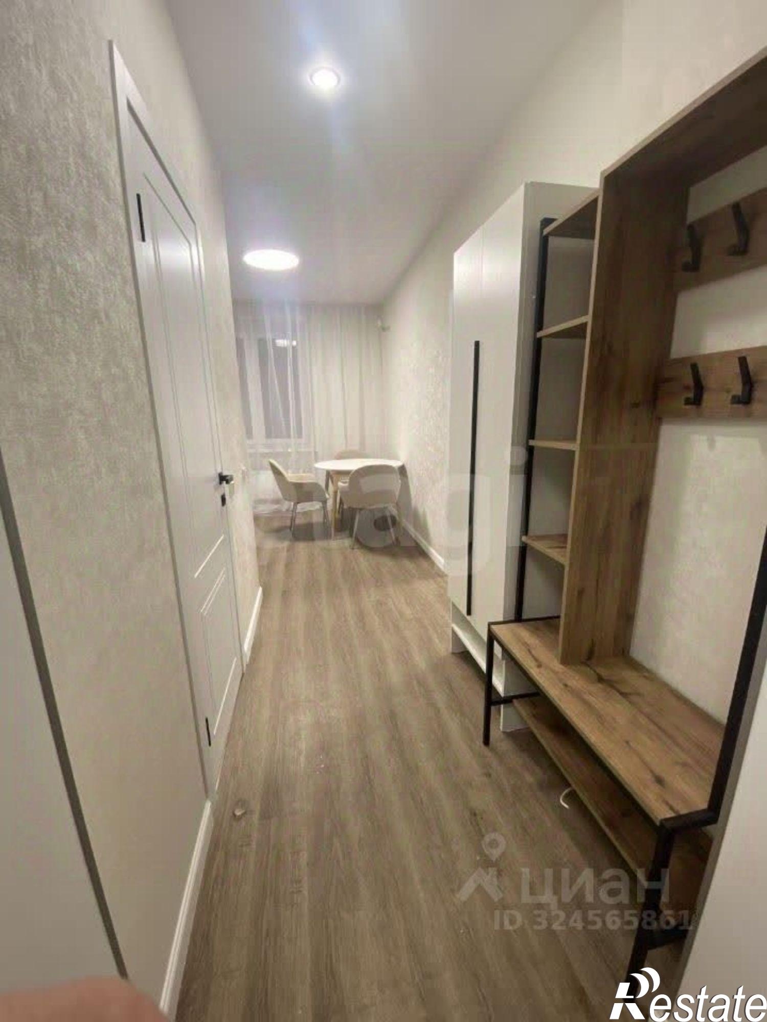 Сдать квартиру за 35 000 рублей на ул Новгородская, 12 1