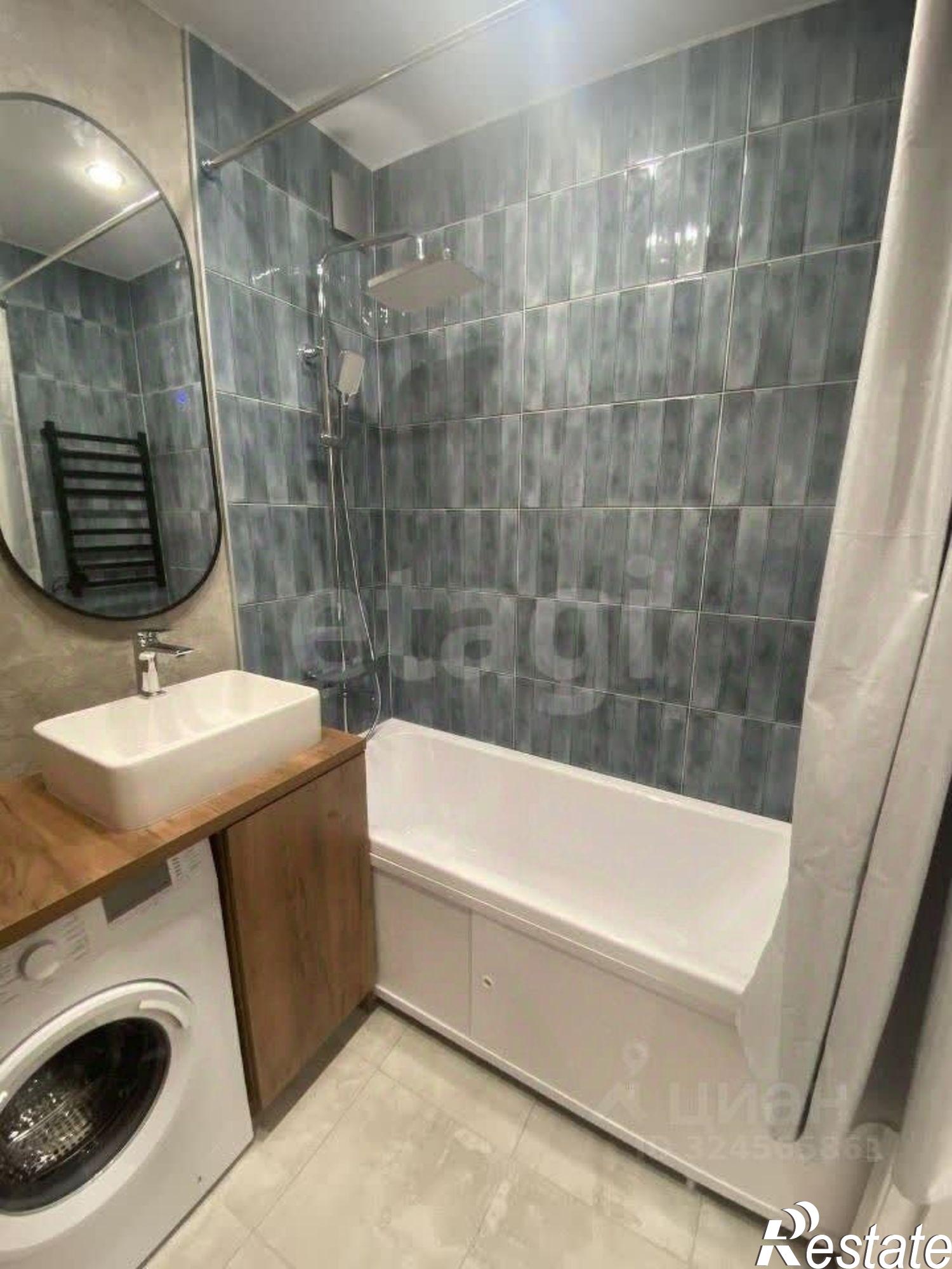 Сдать квартиру за 35 000 рублей на ул Новгородская, 12 1